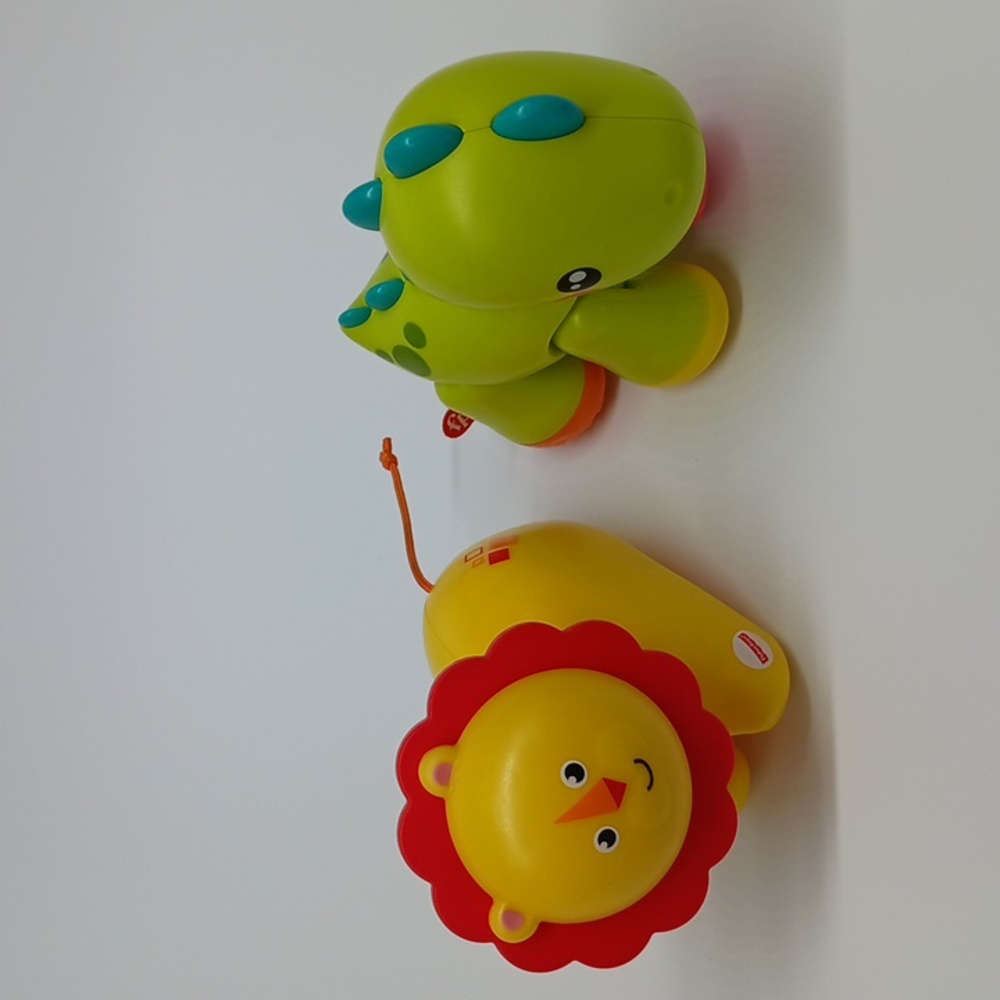 Fisher Price Click Clack Lion and Clicker Dino
